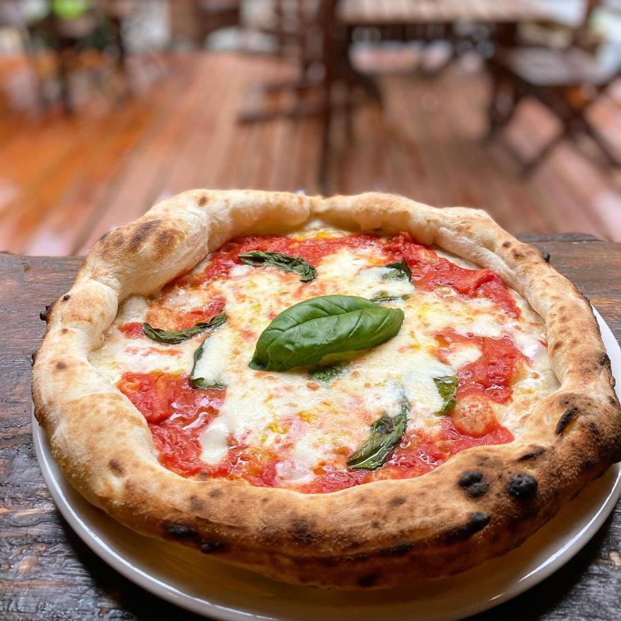 Penzion Sofinata & Pizzeria スピンドレルフ・ムリン エクステリア 写真